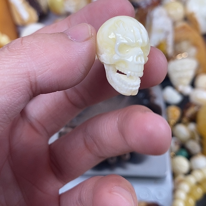 琥珀未镶嵌珠宝奇石我