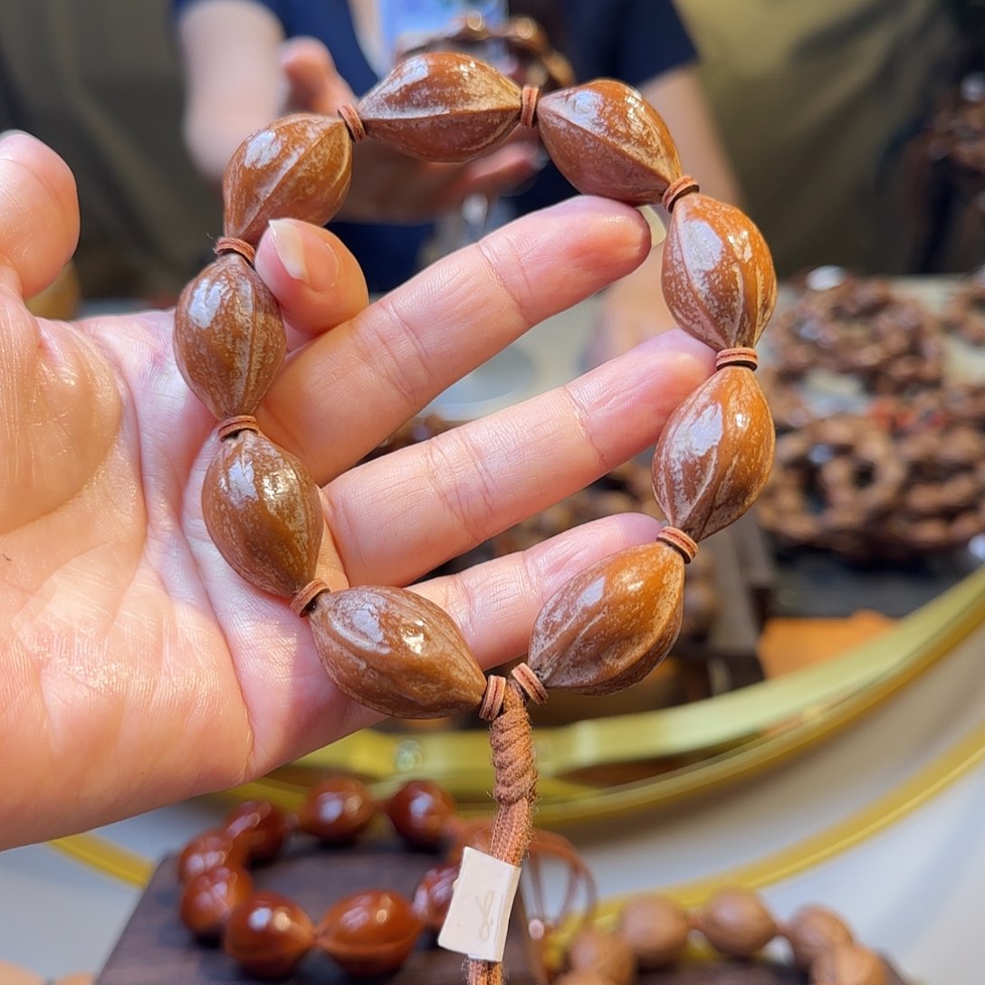 橄榄核吊坠梅林铁核1.8