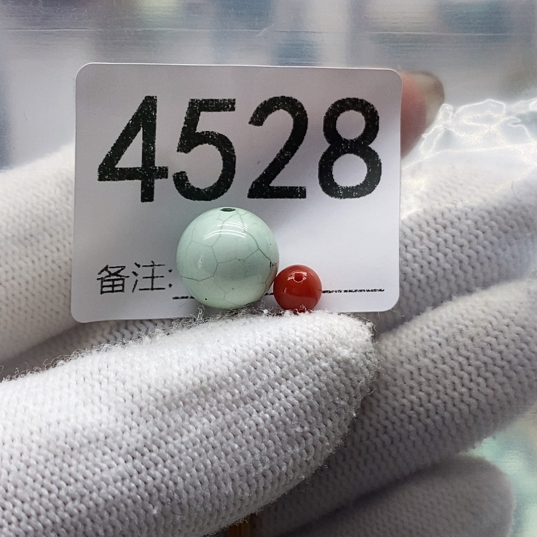 南红玛瑙未镶嵌颈饰