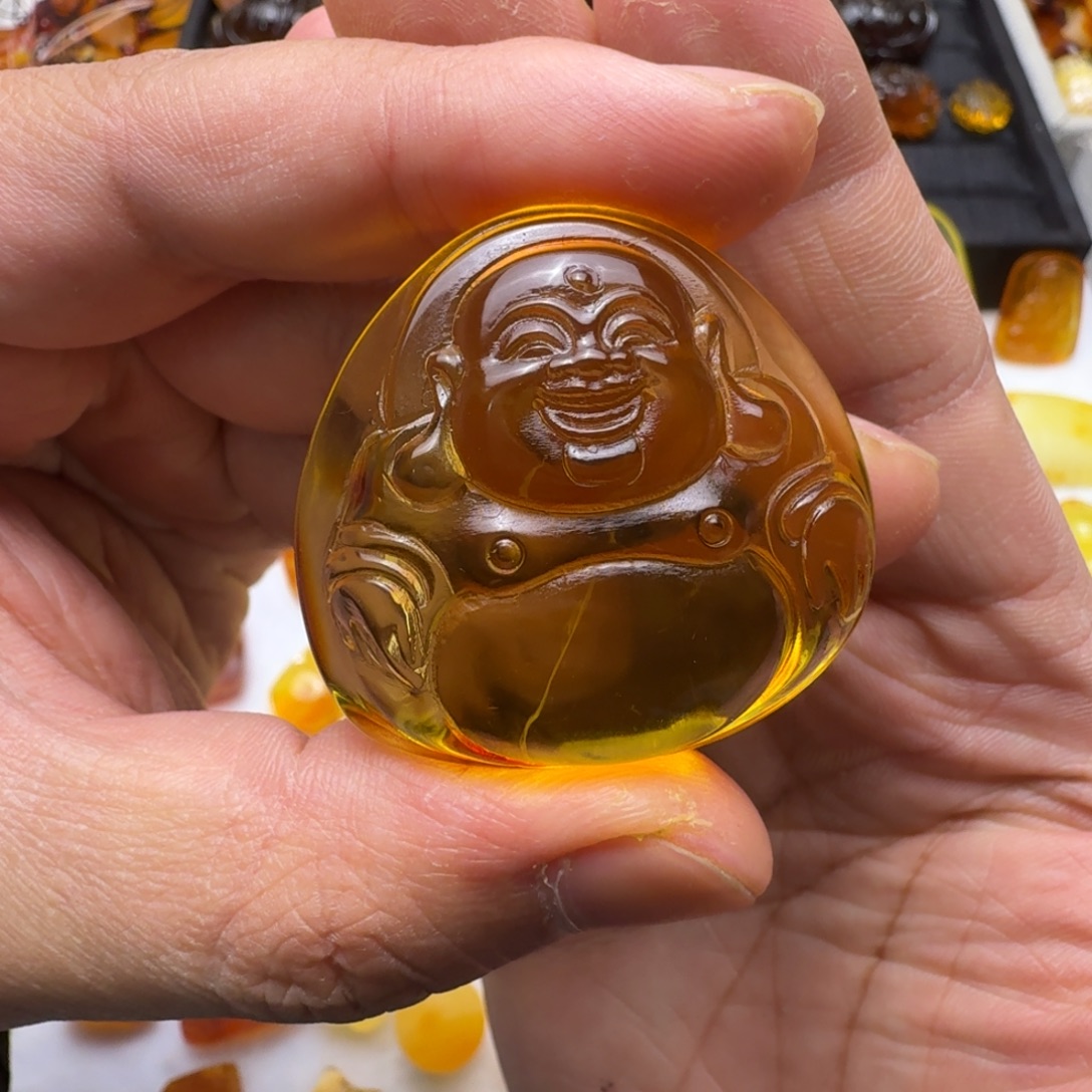 蜜蜡未镶嵌珠宝奇石