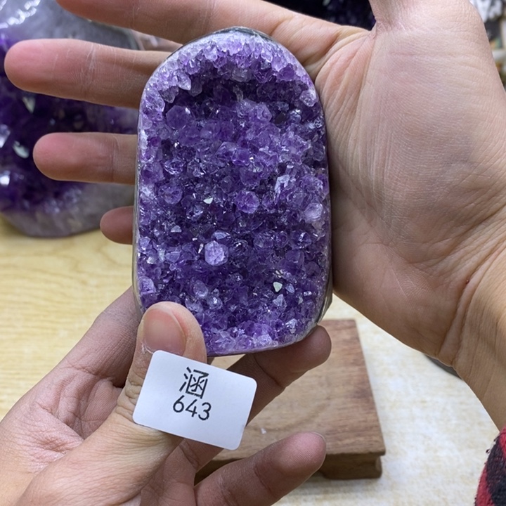 水晶大型摆件（非配饰）未镶嵌