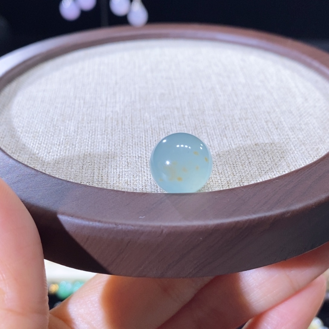 翡翠未镶嵌颈饰翡翠高冰晴绿洒金珠13mm