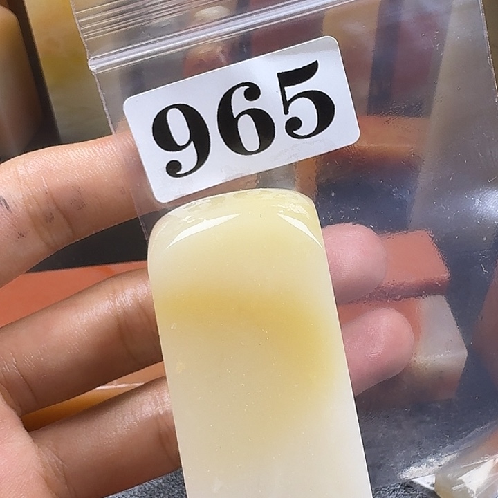 老挝石垚*lkkkkkkkkkkmm