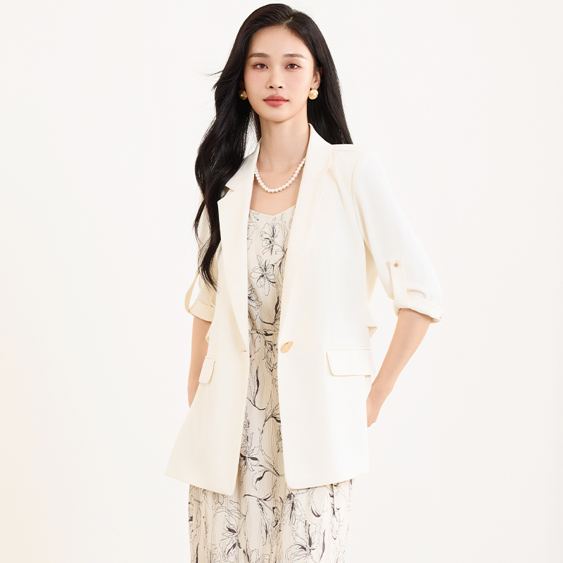 佳人苑外套女春季新款J413047
