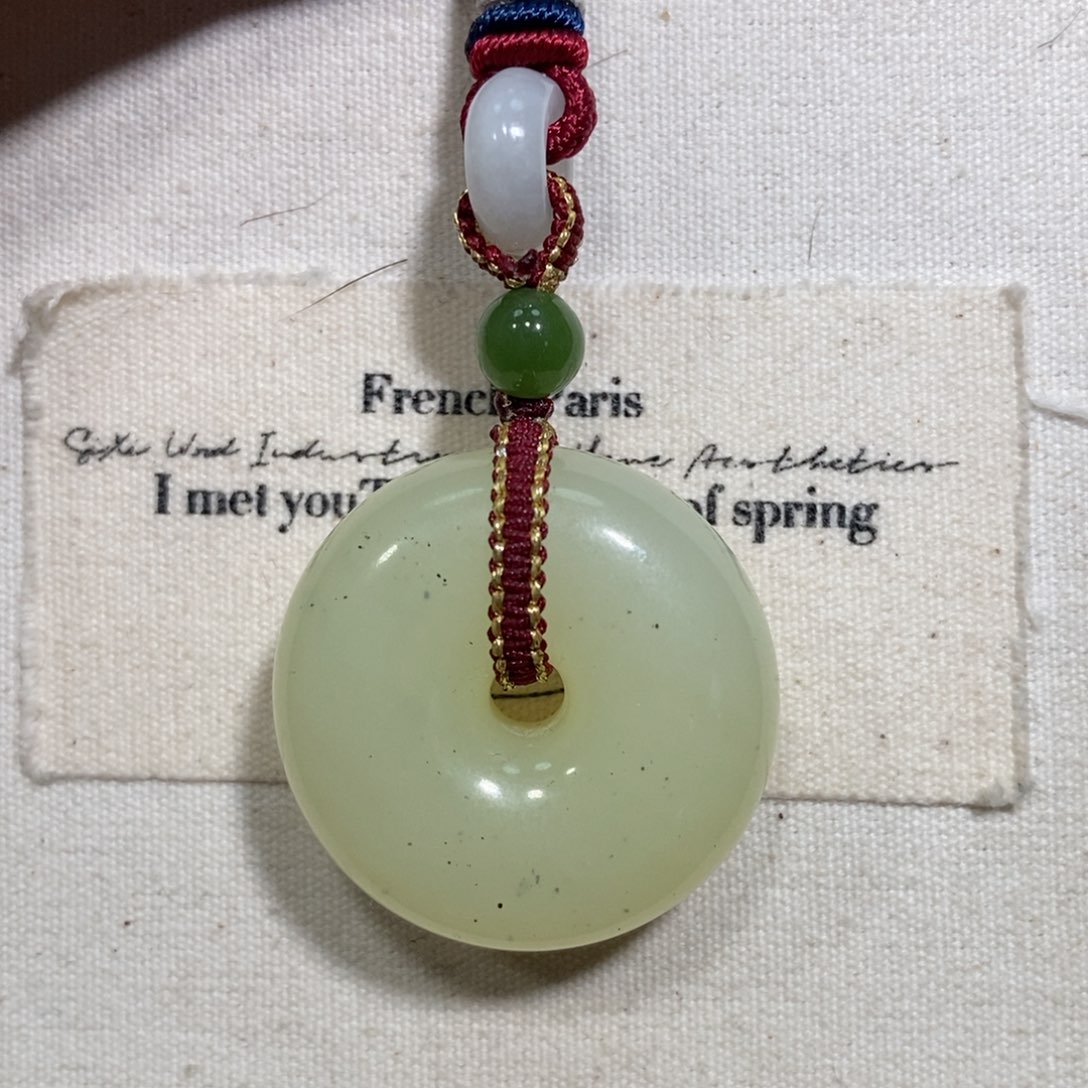 和田玉（糖玉）颈饰未镶嵌