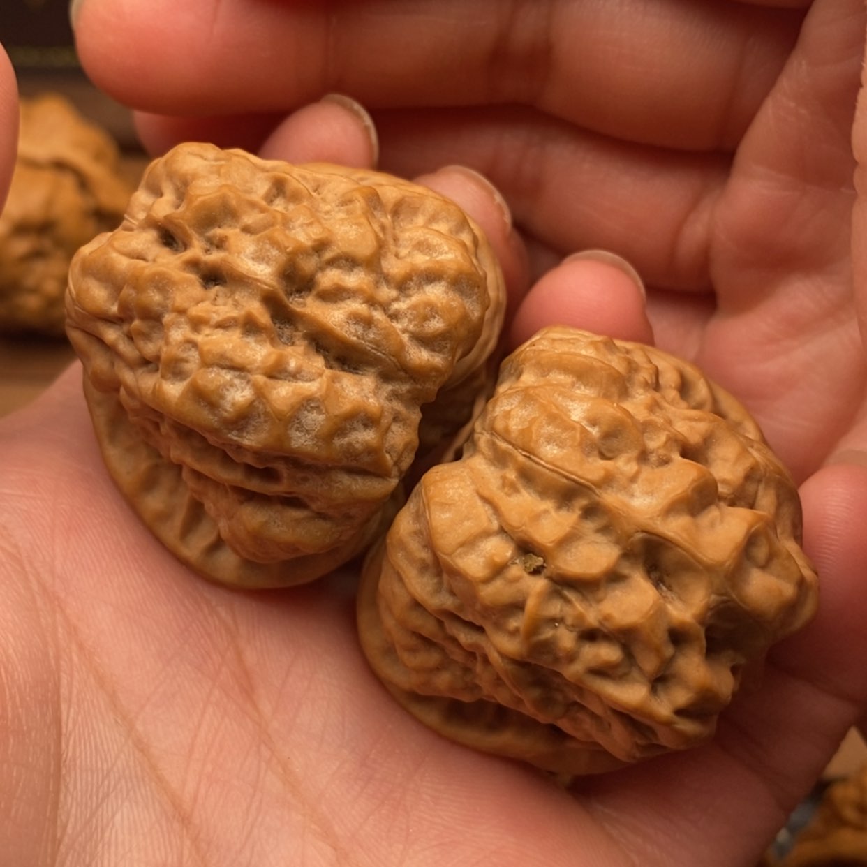 【闪购商品】文玩核桃把件蔡*绅全品边35左右