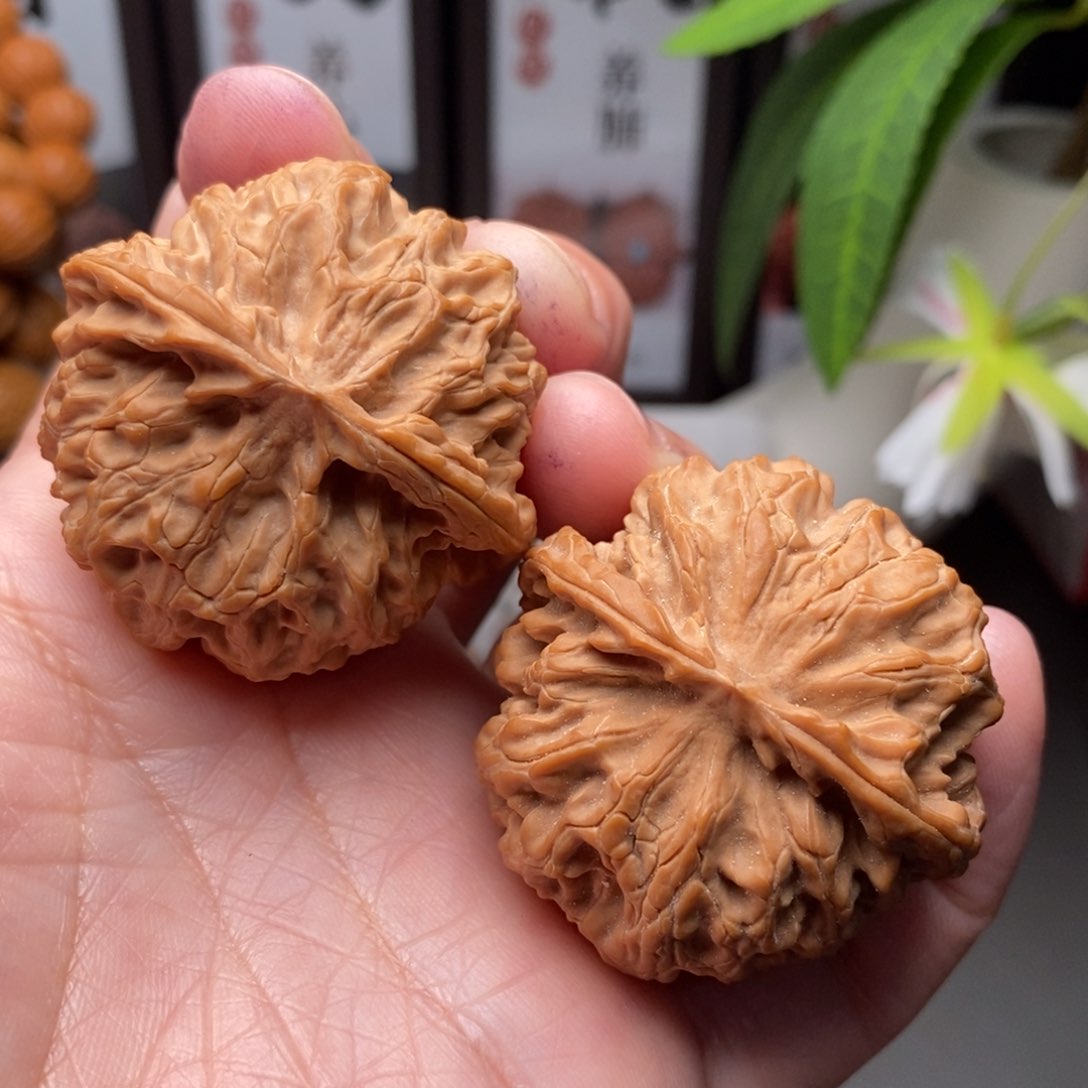 文玩核桃把件无**惧苹果园43