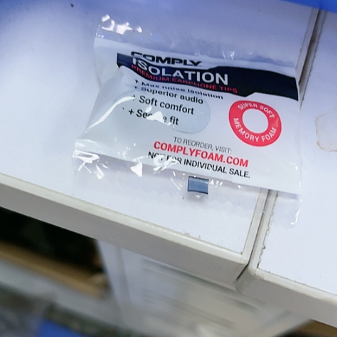 【闪购商品】95新小*T400一包