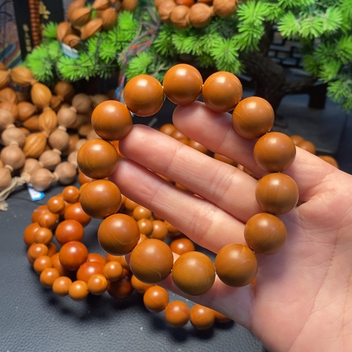手串橄榄核1.6红料光珠