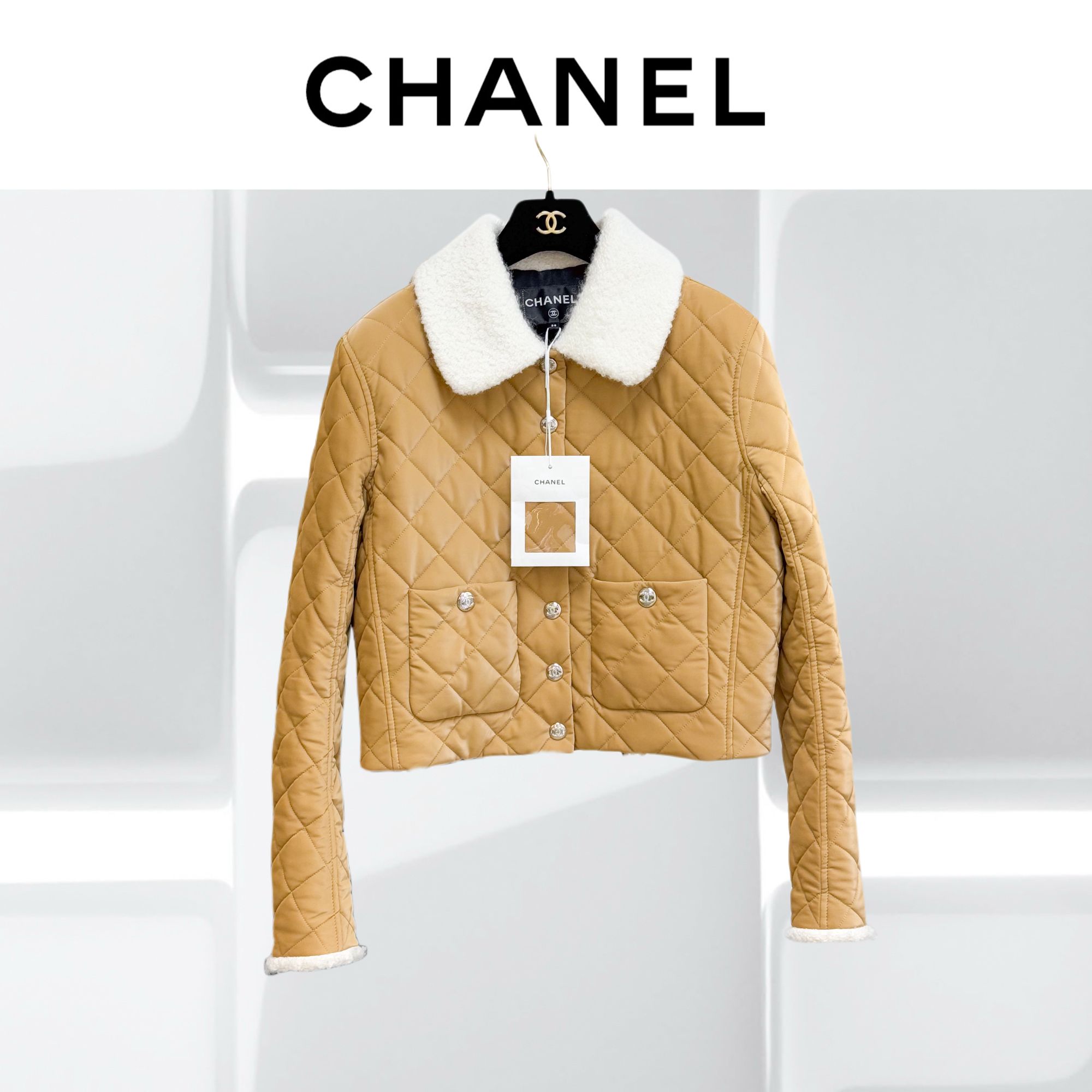 99新 Chanel/香奈儿 38码24N 滑雪系列驼色菱格纹羊羔毛棉服外套