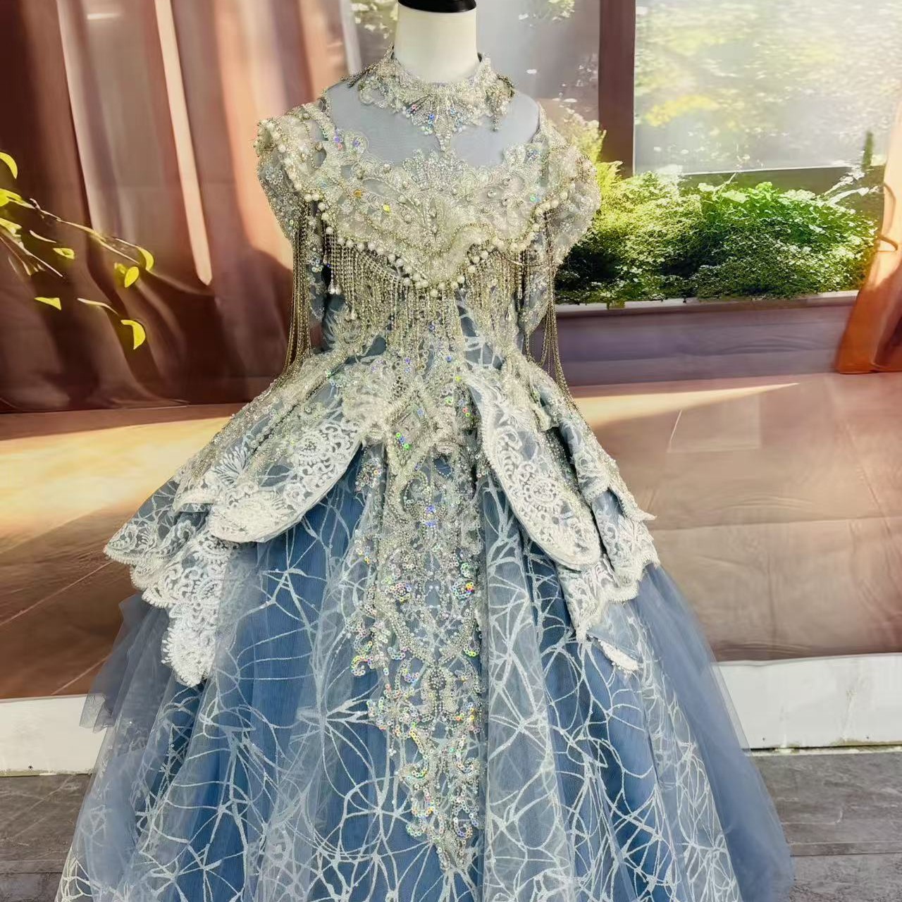 儿童礼服厂家直销高端