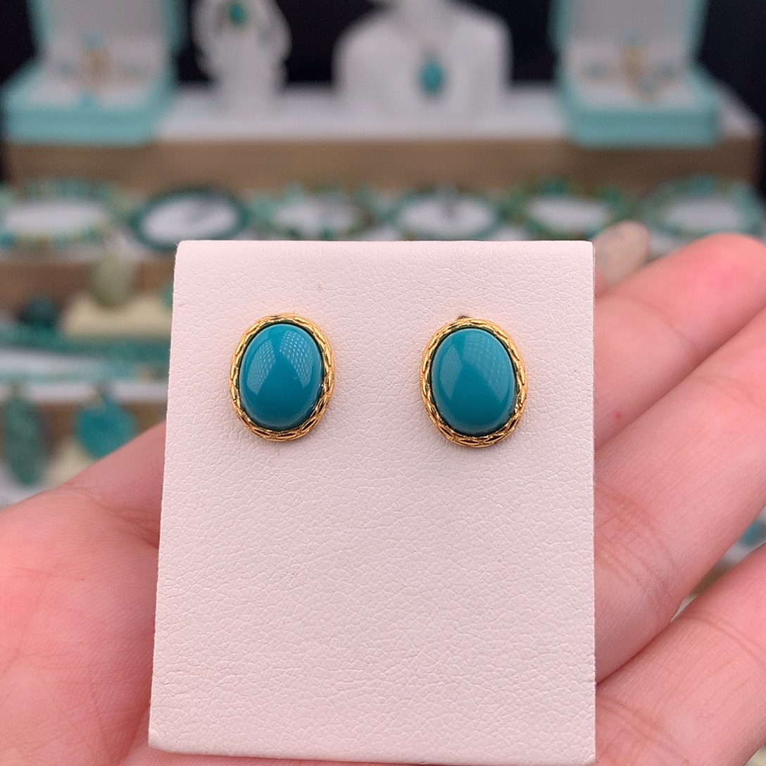 绿松石未镶嵌耳饰