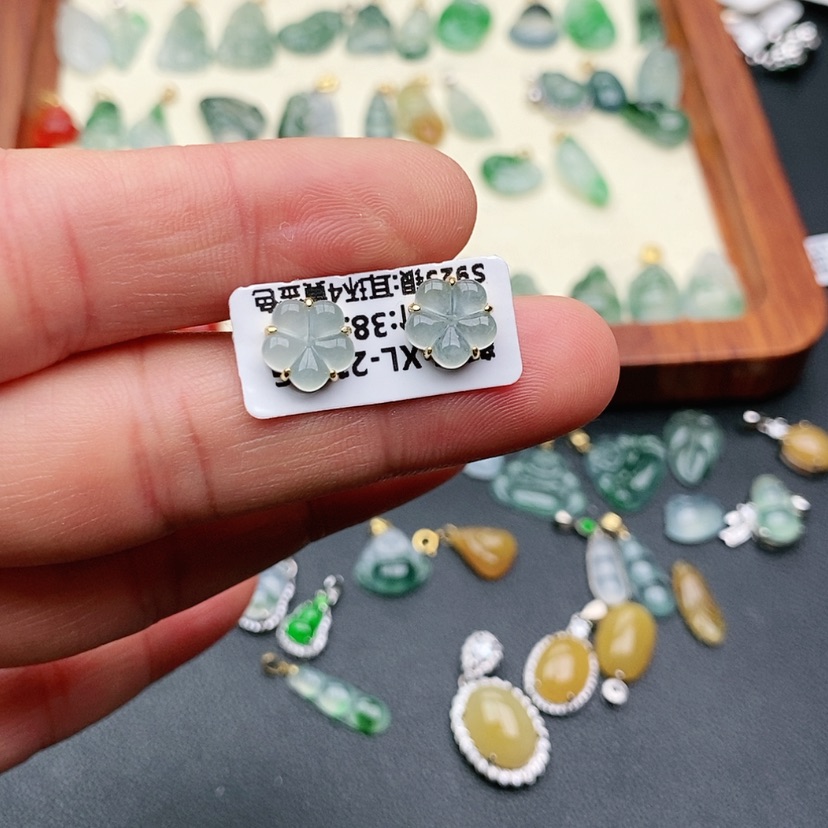 【闪购商品】翡翠耳饰银S925镶嵌耳钉