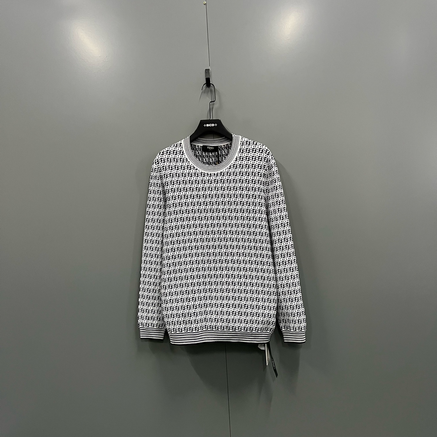 未使用 FENDI/芬迪 tt1 满印FF圆领针织毛衣 52码/全新/016835