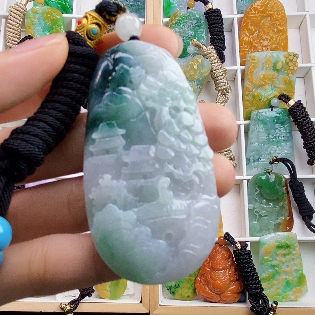 颈饰未镶嵌翡翠翡翠