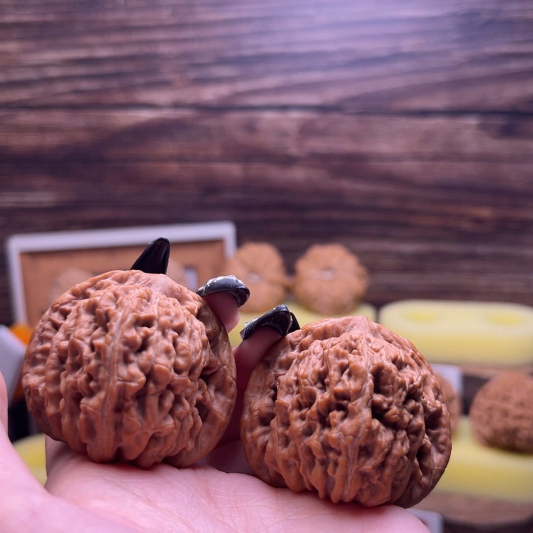 陳***平文玩核桃吊坠四座楼闪52