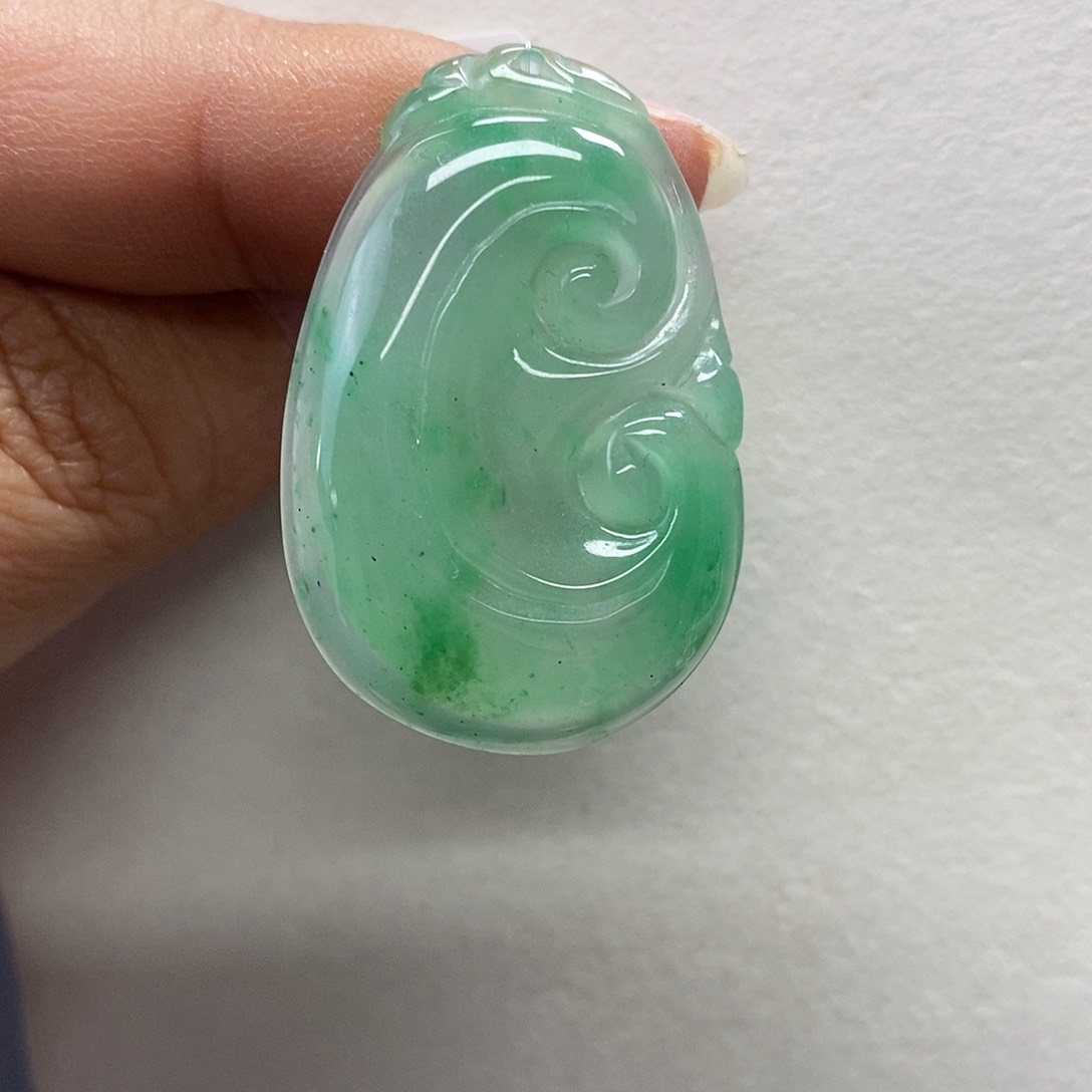 石英质玉颈饰未镶嵌