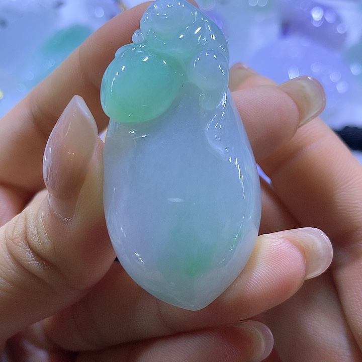 翡翠未镶嵌颈饰天然翡翠A货吊坠