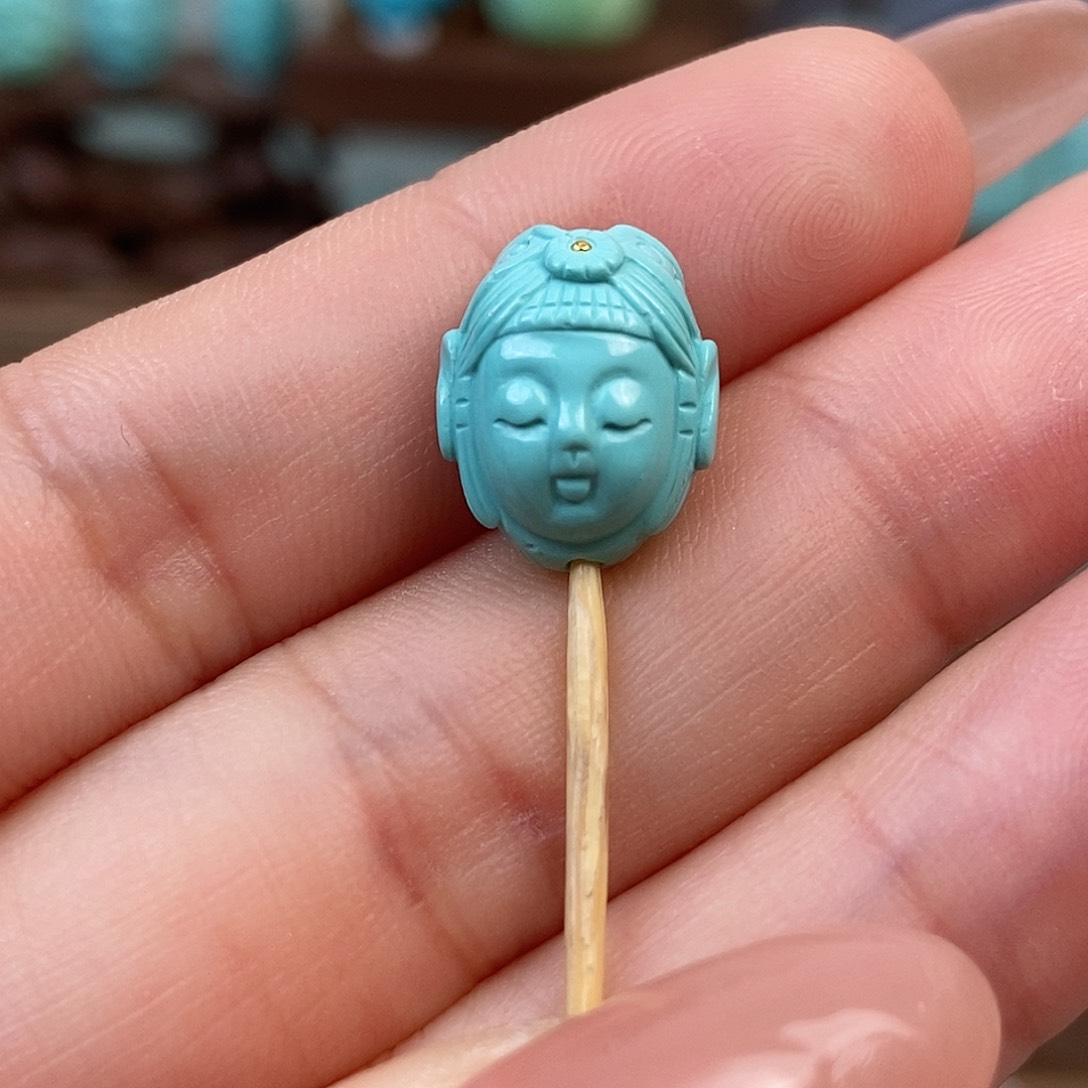 绿松石雕刻未镶嵌