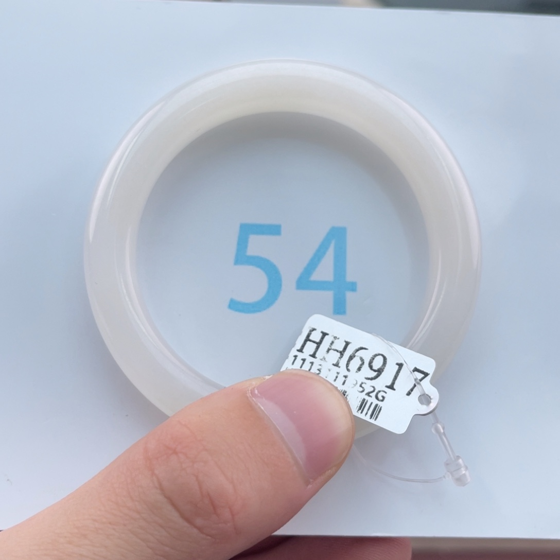 和田玉手镯未镶嵌H**、