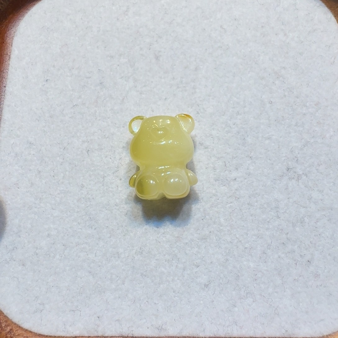 未镶嵌颈饰琥珀白***包蜜蜡小熊