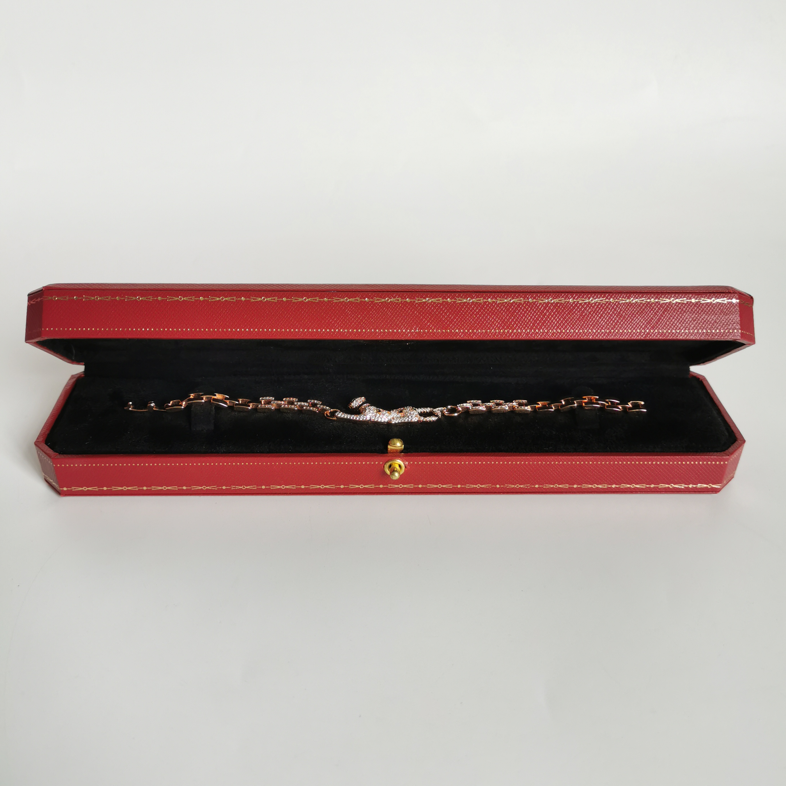 4020手链--收藏级轻奢时尚设计首饰送礼盒