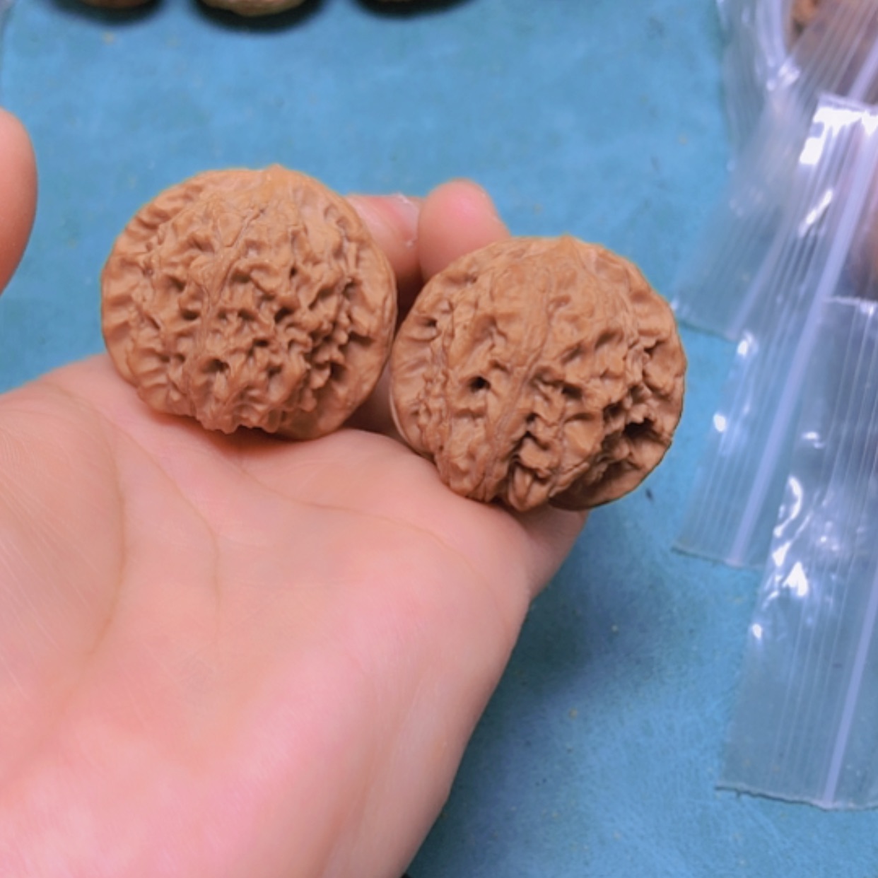 【闪购商品】把件核桃36蚂蚁沟修尖