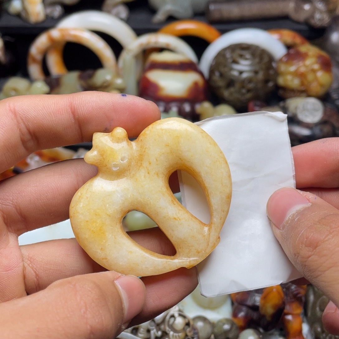 和田玉（糖玉）挂件未镶嵌