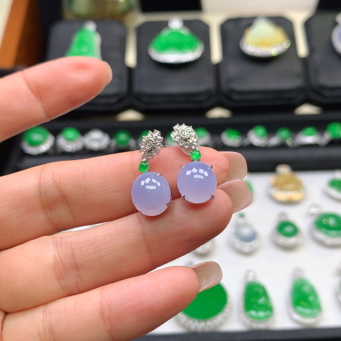 翡翠吊坠(不含链)18K金镶嵌