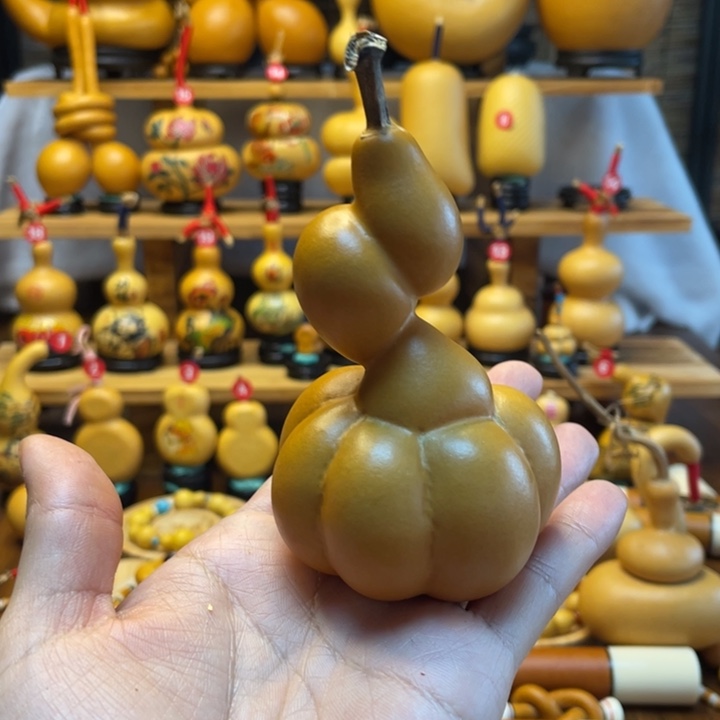 鲍*萍天然葫芦自然生长