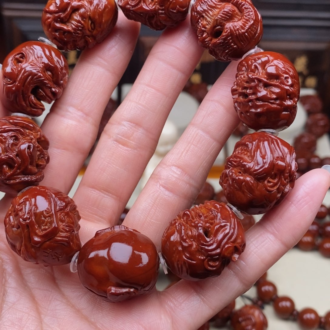 橄榄核吊坠?****?恶僧，