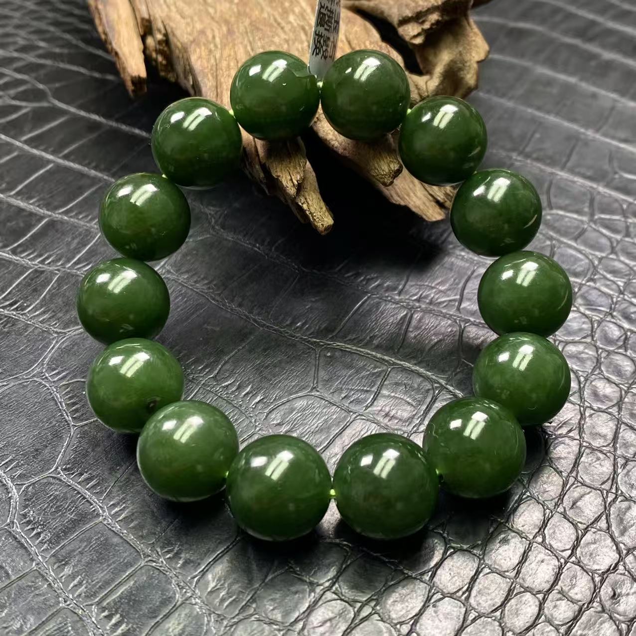【迈越珠宝】天然和田玉碧玉菠菜绿圆珠手串时尚精风无事牌和田玉