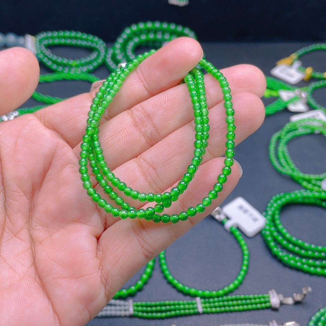 颈饰未镶嵌翡翠A货卡3