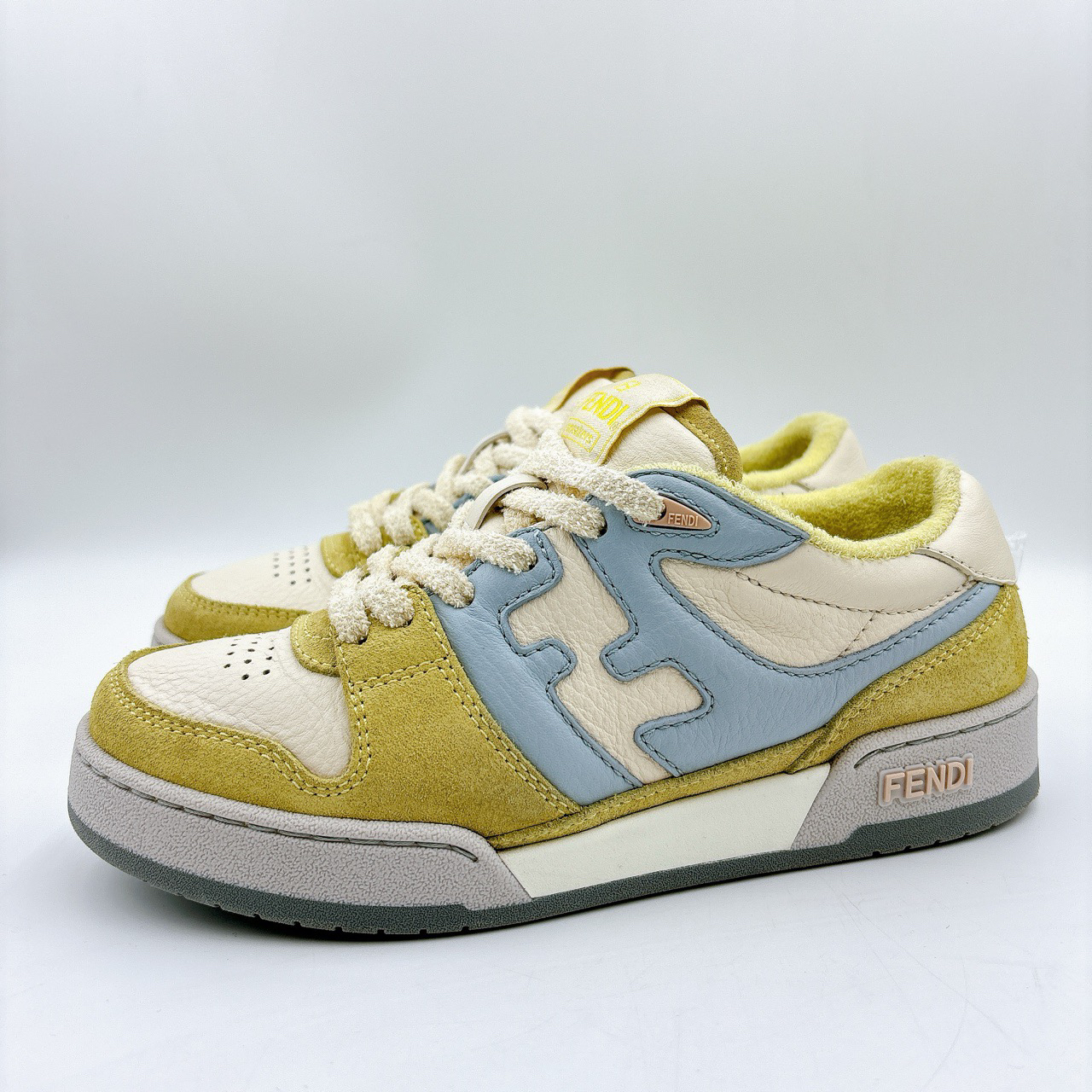 95新 FENDI/芬迪 36码/match 双F拼接低帮板鞋/BM00060