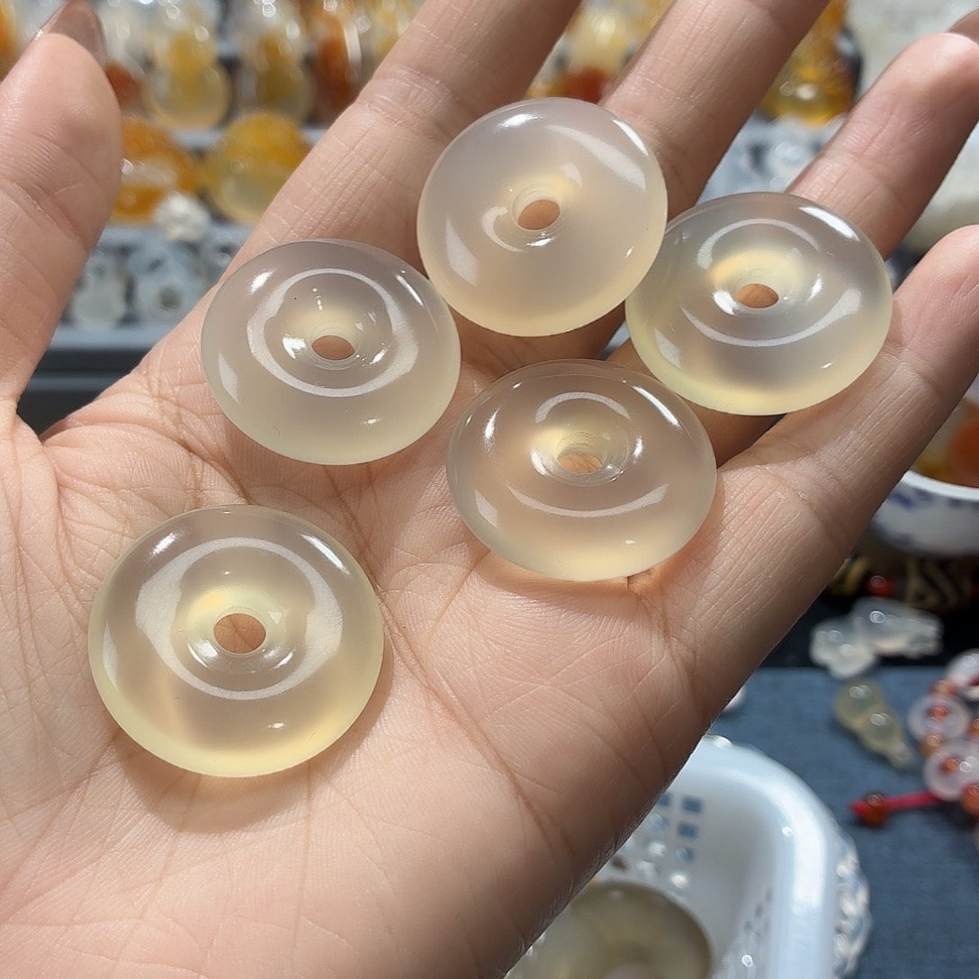 玛瑙/玉髓未镶嵌吊坠(不含链)