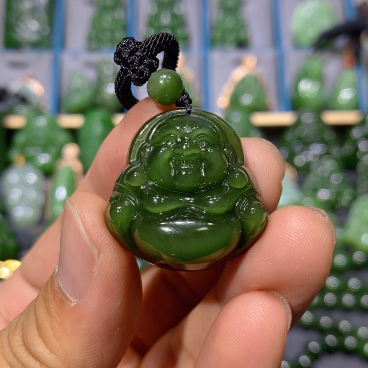 【闪购商品】和田玉吊坠(不含链)未镶嵌菠菜绿猫眼佛公 27/11.8