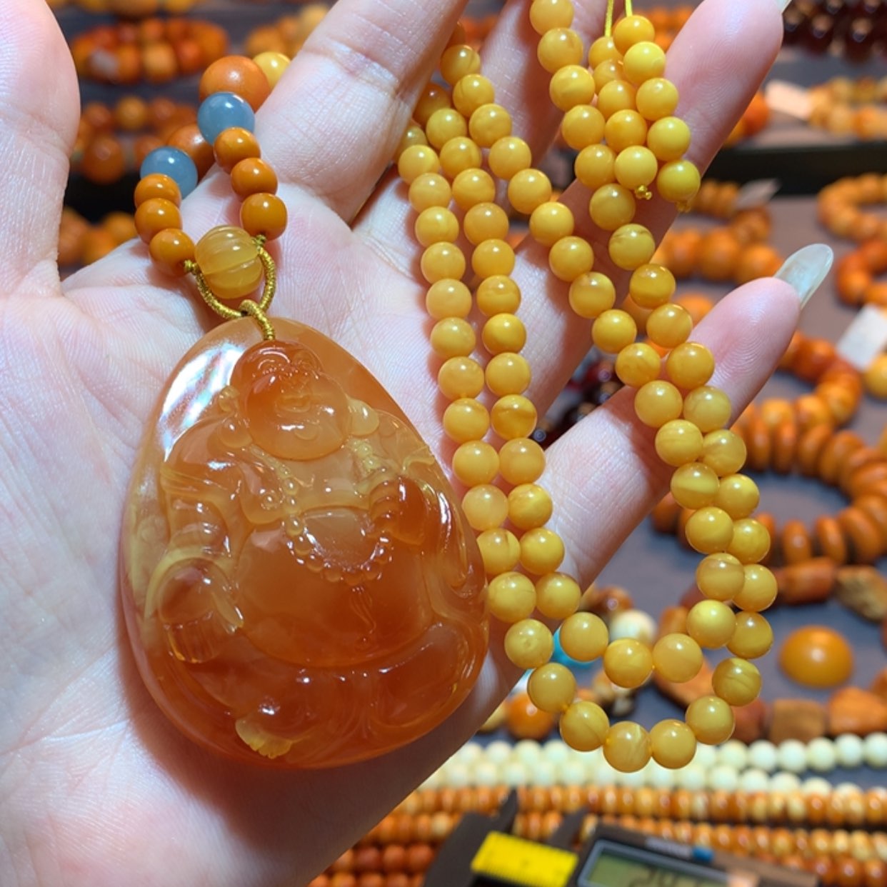 【闪购商品】蜜蜡吊坠(赠链)未镶嵌