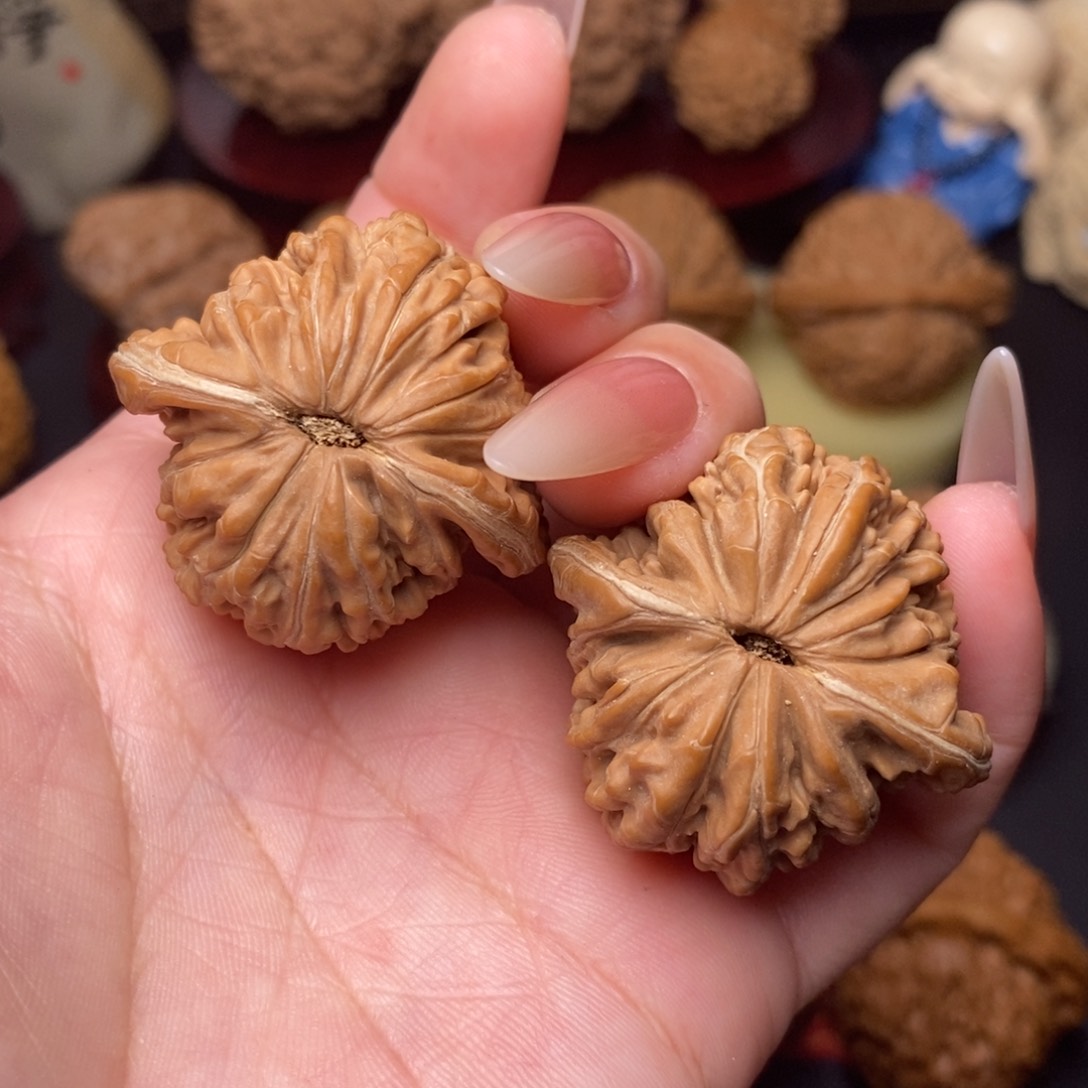 文玩核桃把件热****生楼子37