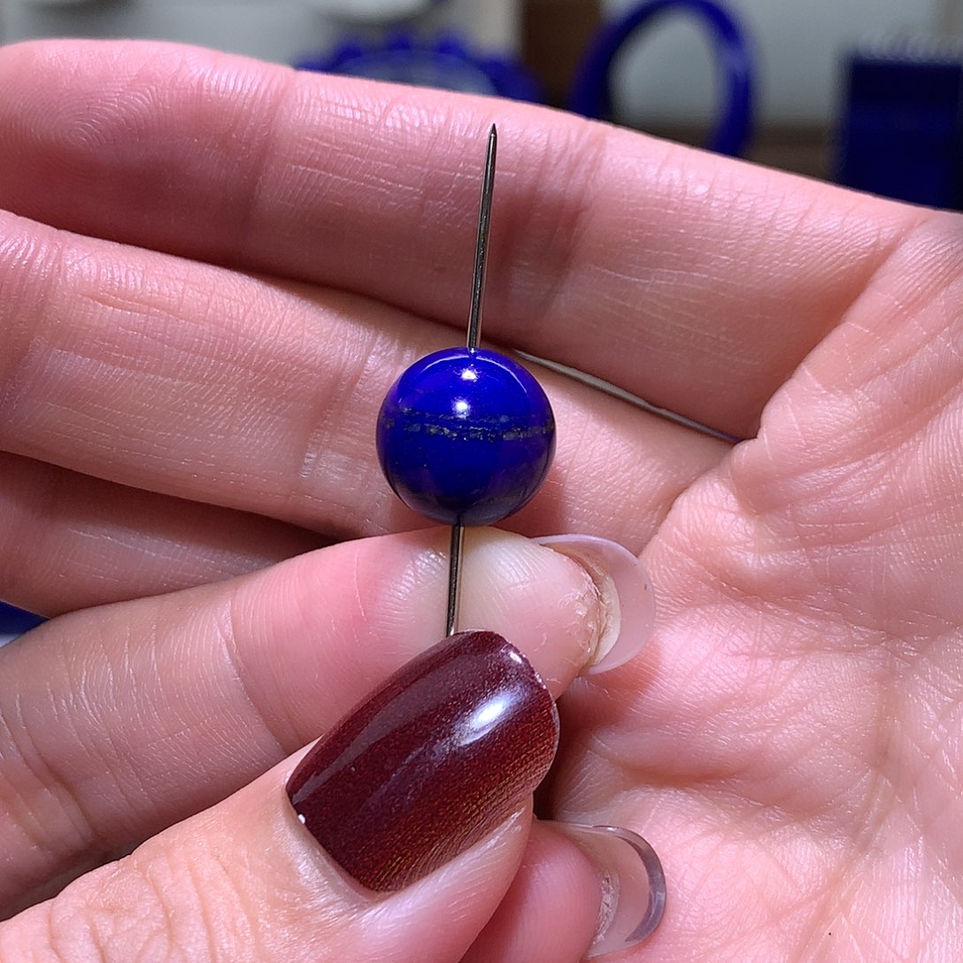 六***钱青金石未镶嵌天然原矿单圆珠12m