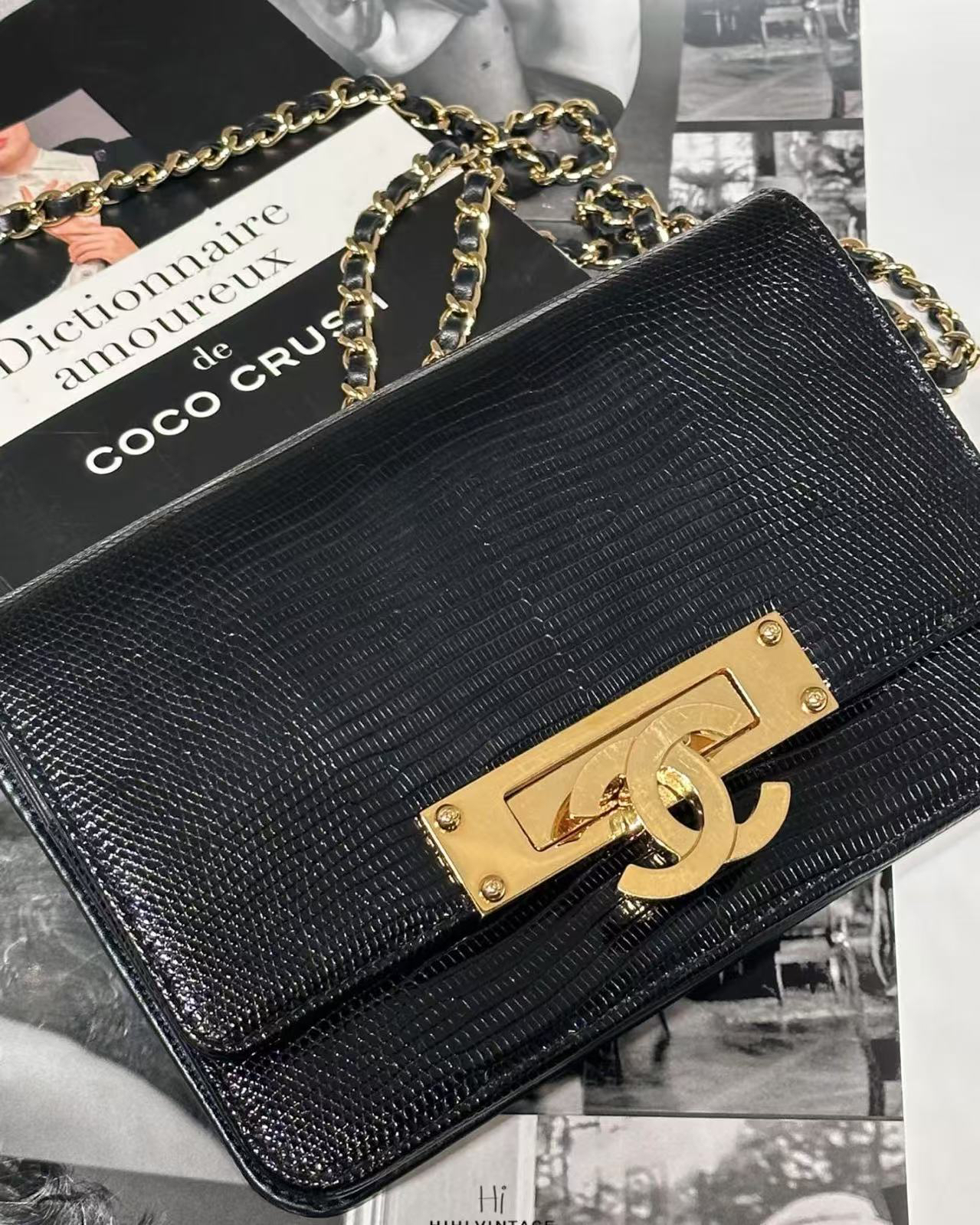 95新 Chanel/香奈儿 黑金蜥蜴 铭牌邮差包 19cm 12449247