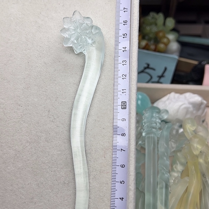 蛇纹石玉未镶嵌发簪雪花