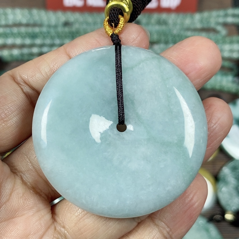 【闪购商品】翡翠颈饰未镶嵌玉吊坠翡翠玉大款平安扣