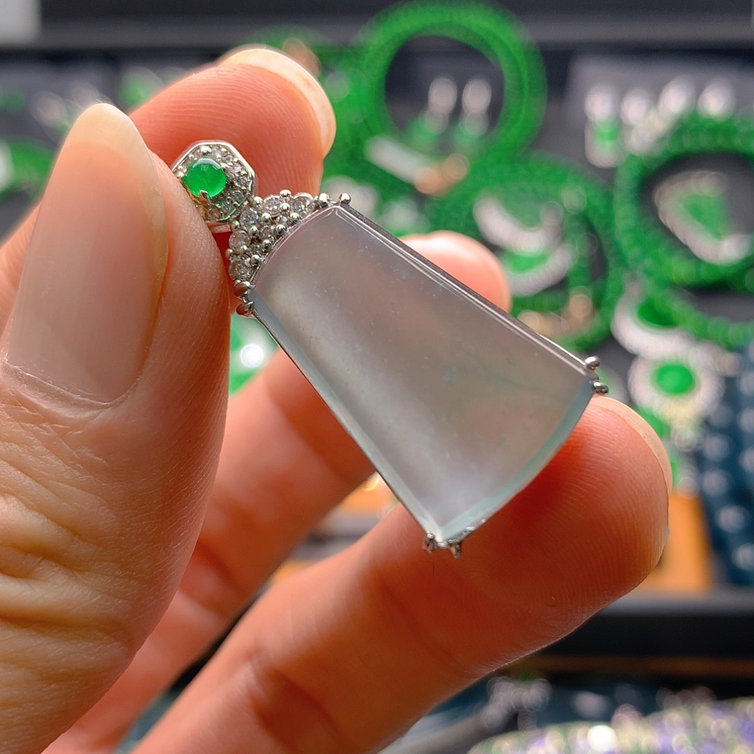 未镶嵌手链翡翠翡翠