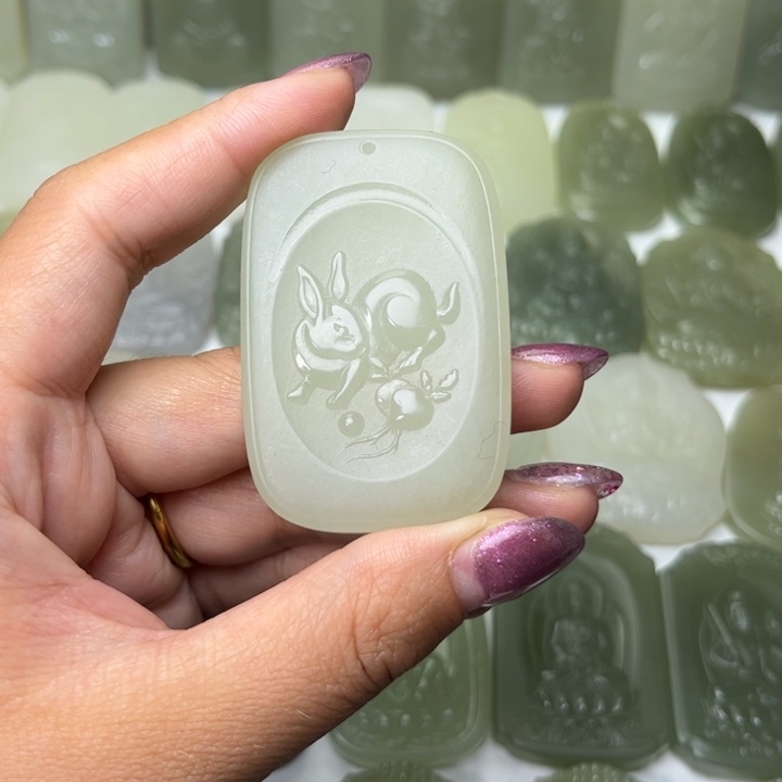 和田玉未镶嵌颈饰