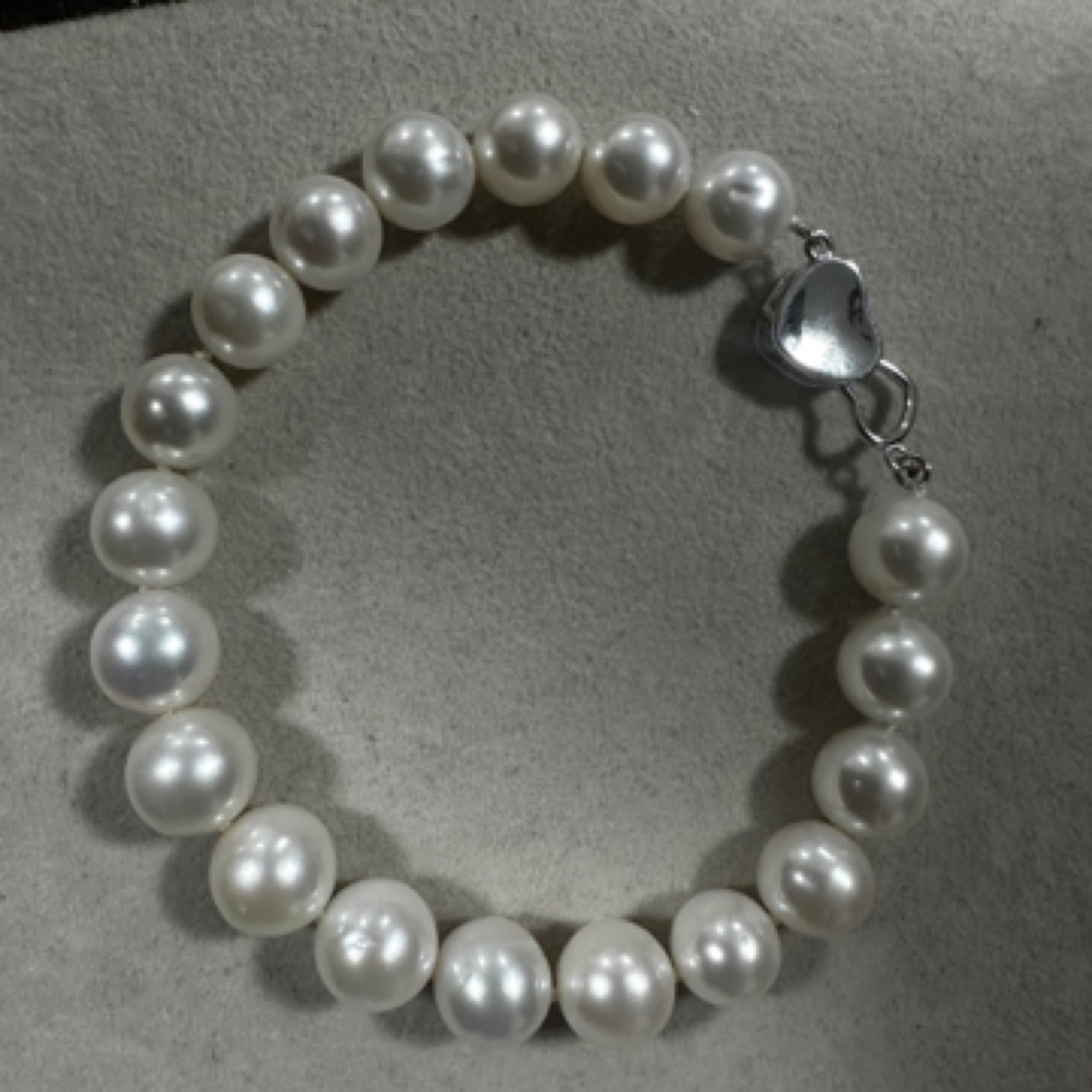 强光无核珍珠9-10mm贵气简约手串爱心扣手链手镯近正圆微瑕