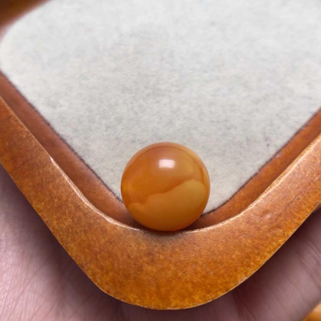 C***^蜜蜡未镶嵌裸石蜜蜡