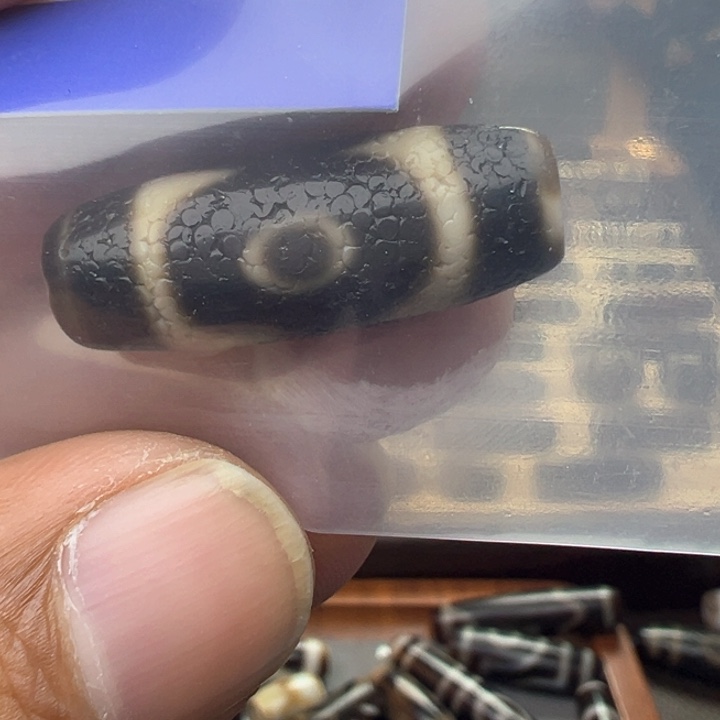 未镶嵌颈饰玛瑙/玉髓等*