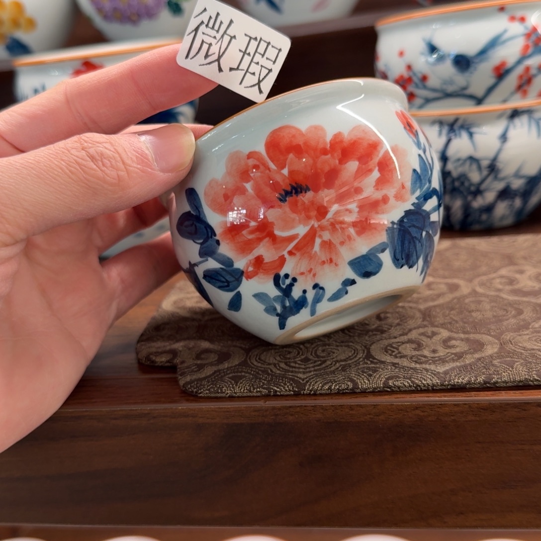 釉下手绘茶具微瑕