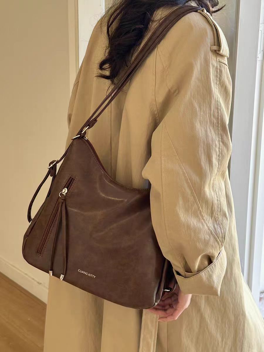 托特包包女士2025新款斜挎包通勤大容量高级轻便炒货百搭单肩背包