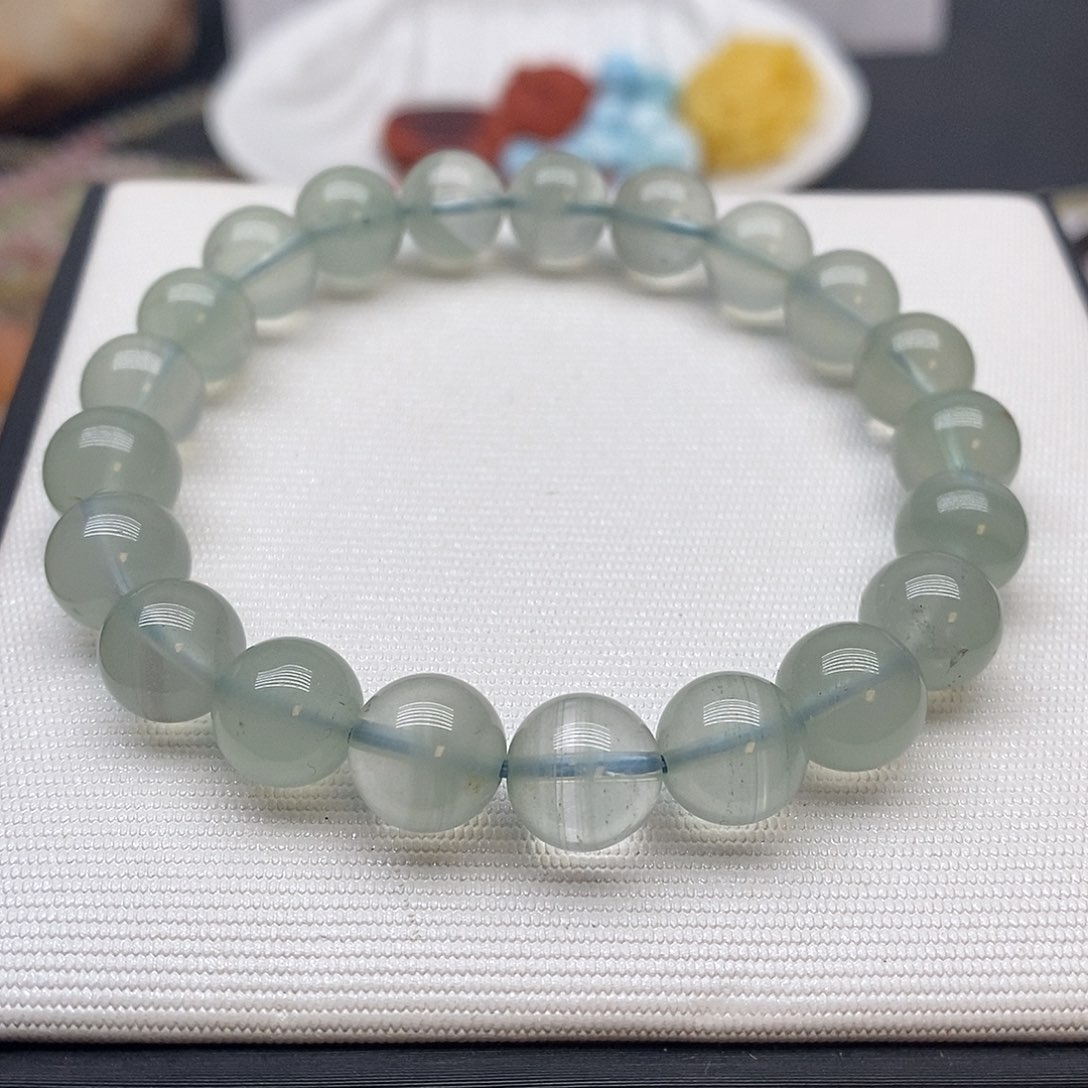 水晶手串未镶嵌……